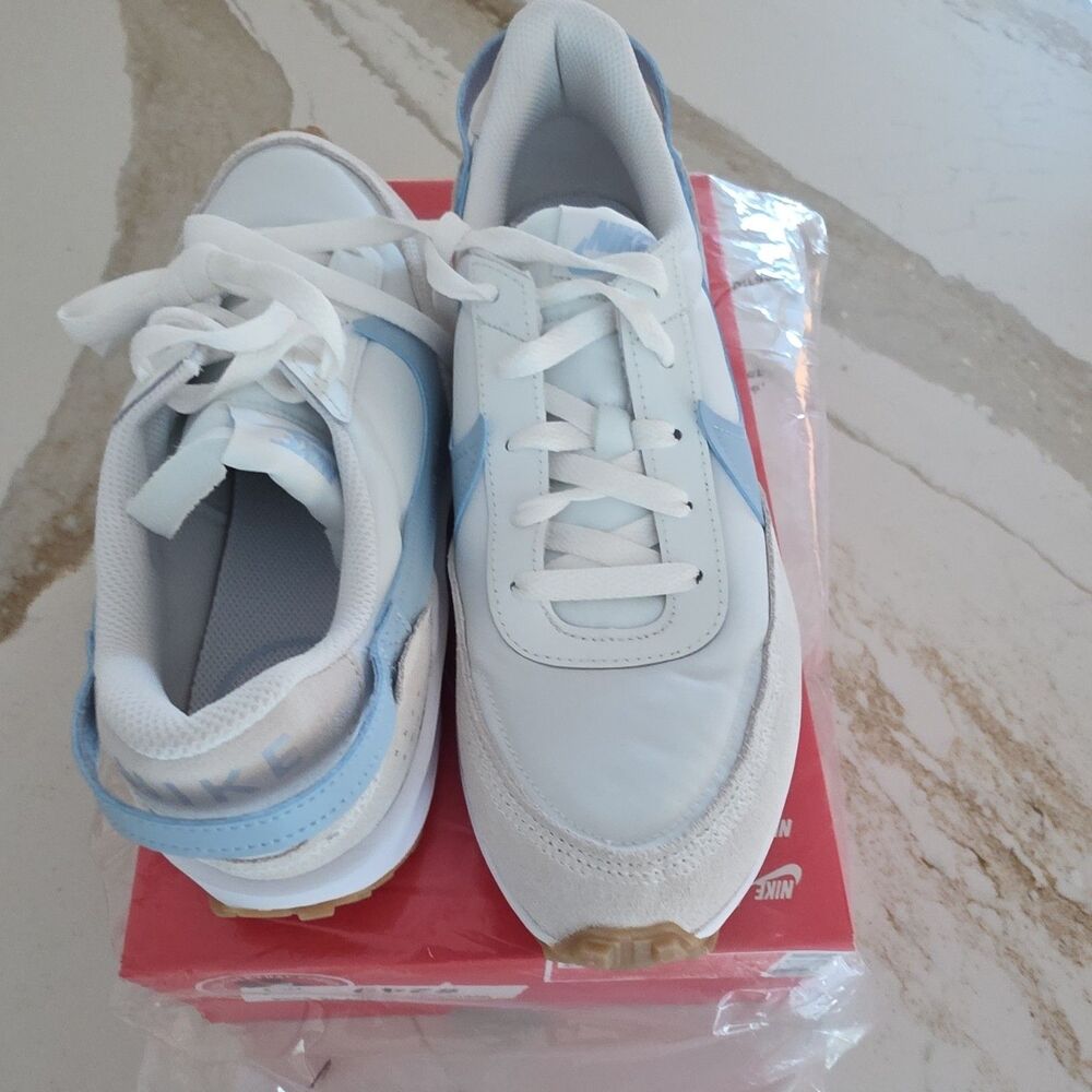 Nike Waffle Debut Platinum/Light Blue/Wht Running Womens Shoe Sneaker DH9523-008